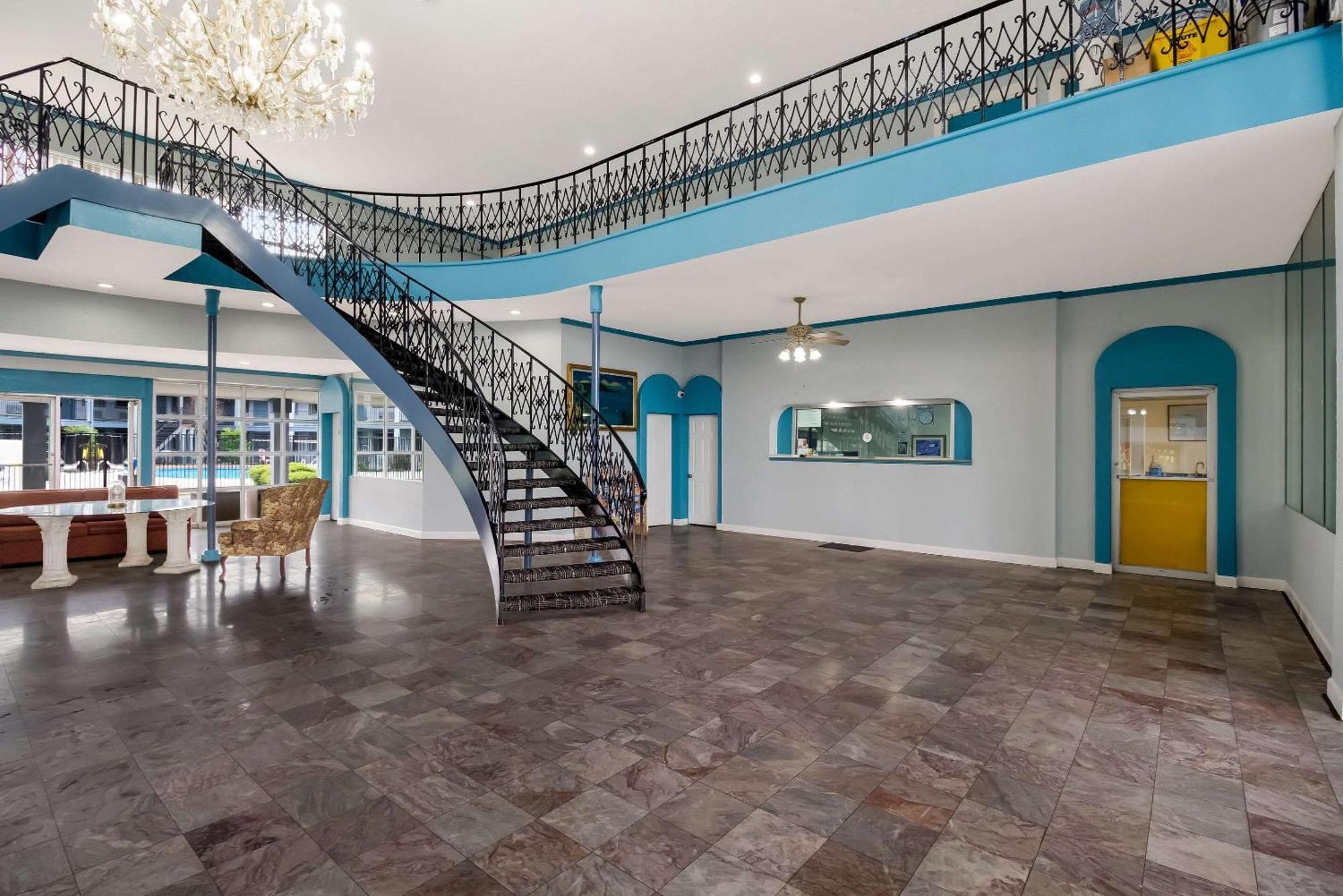 Rodeway Inn Conference Center Бомонт Екстер'єр фото