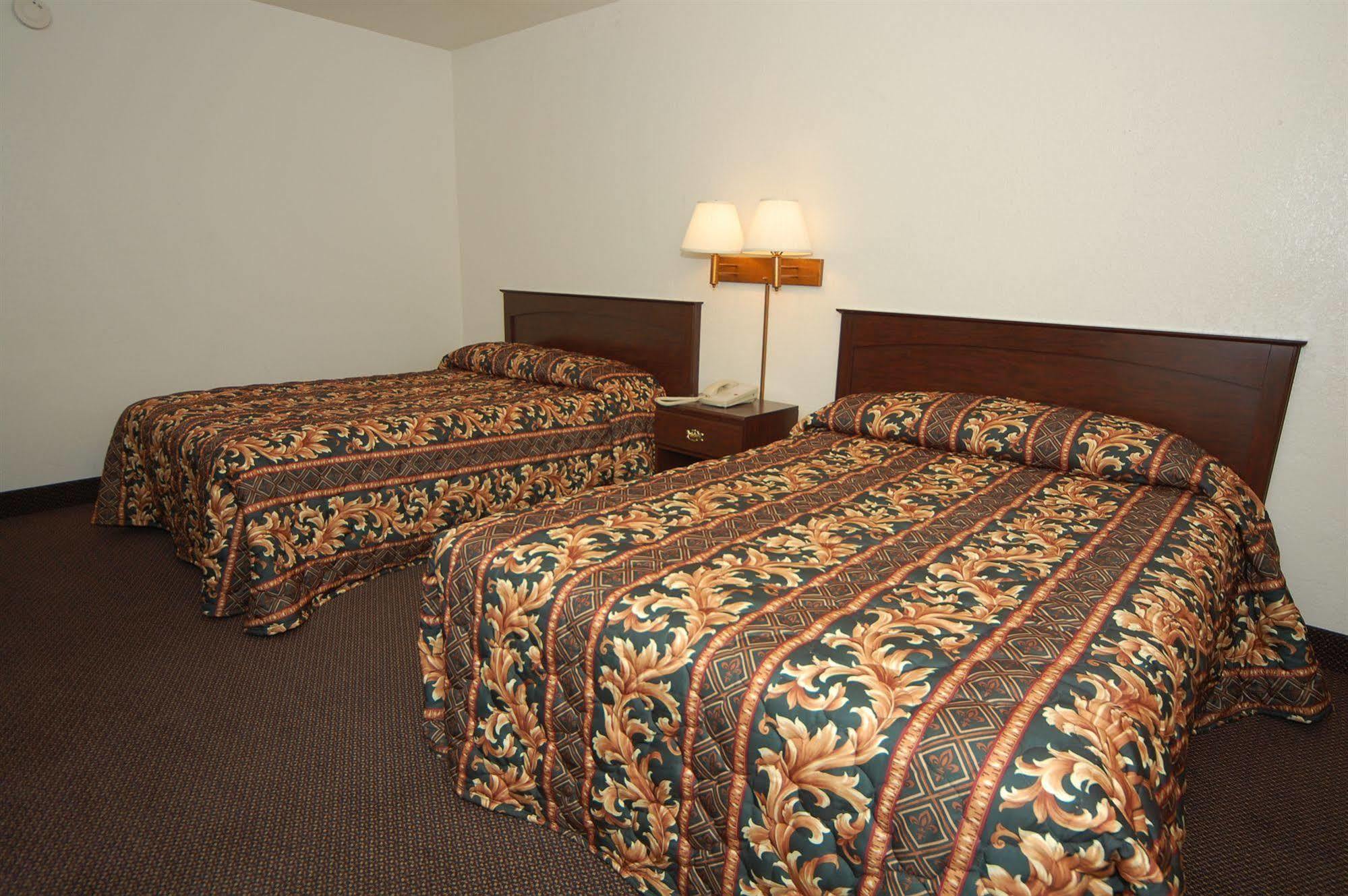 Rodeway Inn Conference Center Бомонт Екстер'єр фото